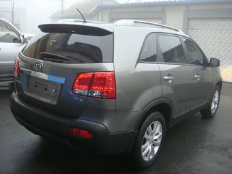 2010 Kia Sorento Photos