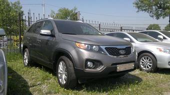 2010 Kia Sorento Photos