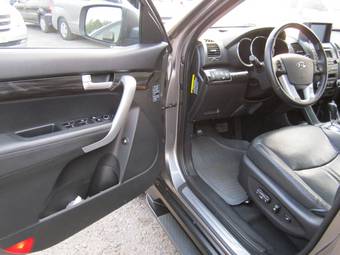 2010 Kia Sorento Pictures