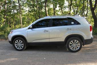 2011 Kia Sorento Photos