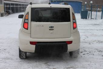 2010 Kia Soul Images