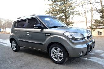 2010 Kia Soul Images