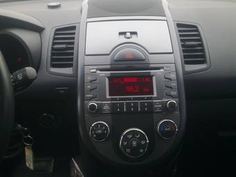 2010 Kia Soul Images