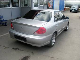 2003 Kia Spectra Photos