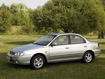 2004 Kia Spectra Photos