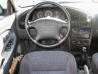 2006 Kia Spectra Photos