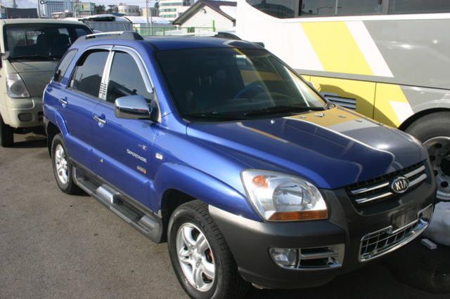 Kia sportage 2004 года