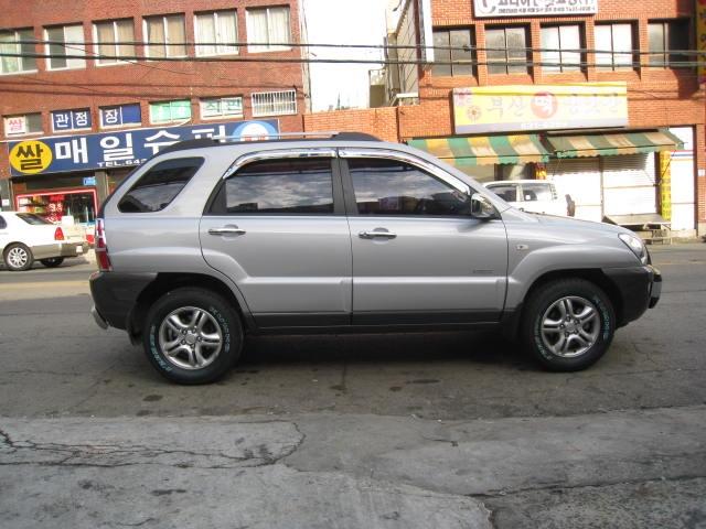 Kia sportage 2004 года