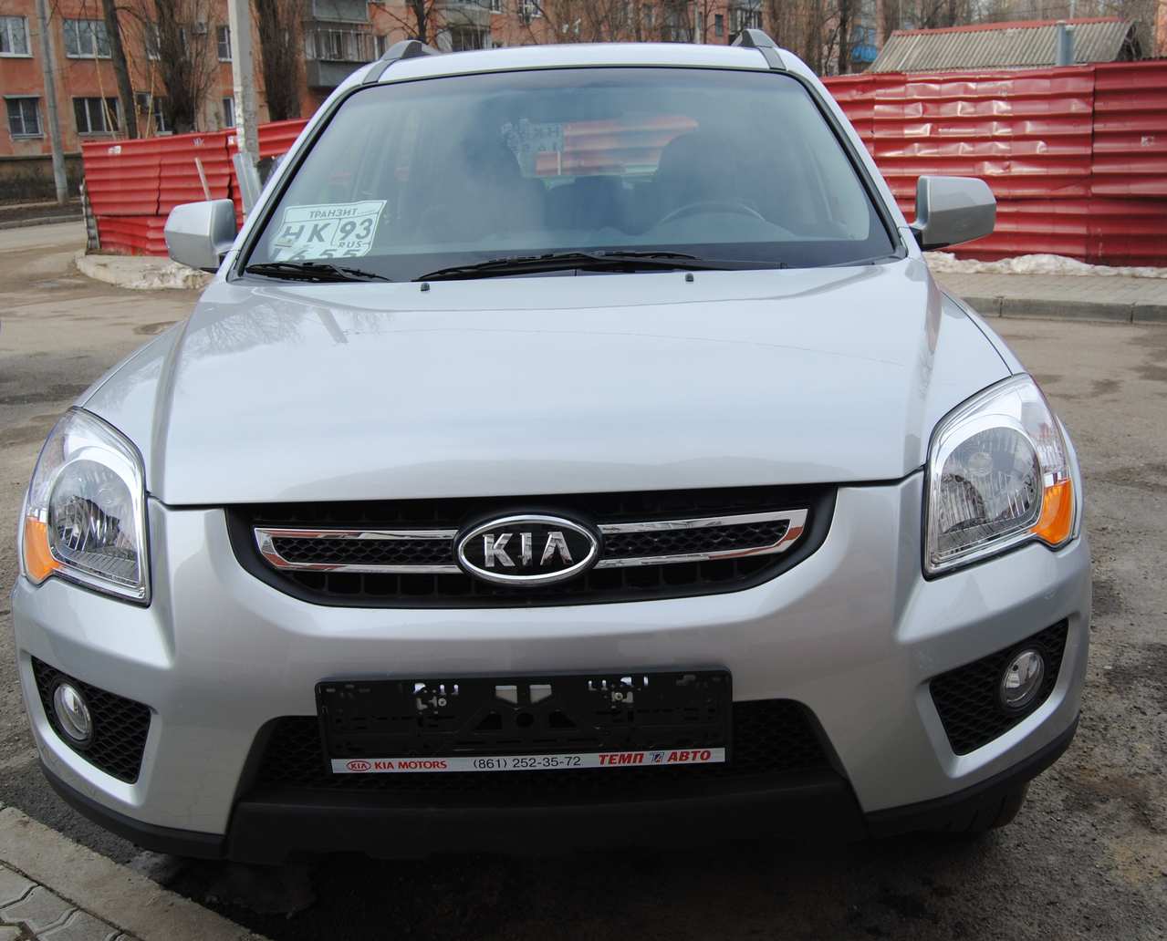 Kia sportage 2009 года