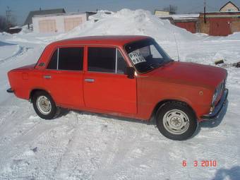 1975 Lada 2101 Pictures