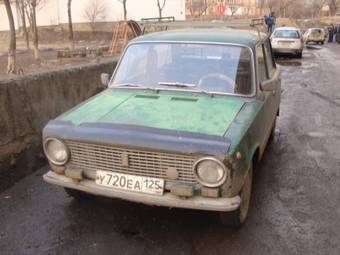 1975 Lada 2101 Pictures