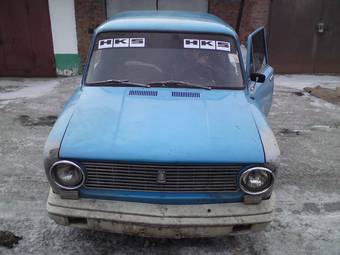 1977 Lada 2101 Wallpapers