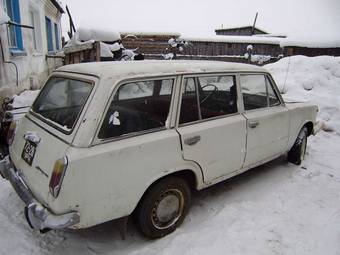 1975 Lada 2102 Images