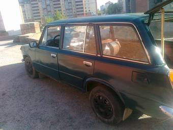 1977 Lada 2102 Pictures