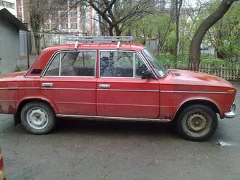 1979 Lada 2103 Pictures