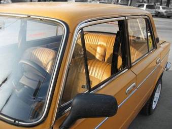 1979 Lada 2103 Pictures