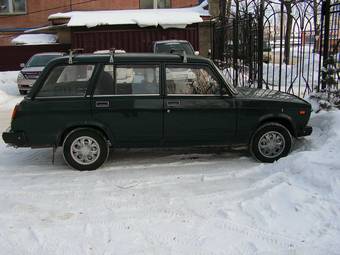 2008 Lada 2104 Photos