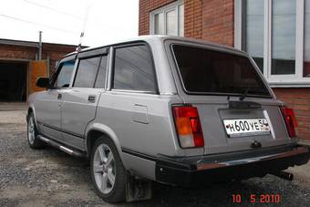 2008 Lada 2104 Pictures