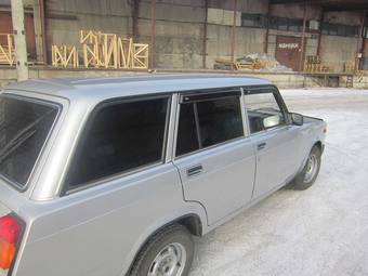 2011 Lada 2104 Pictures