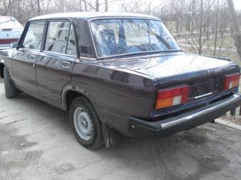 2008 Lada 2105 Pictures