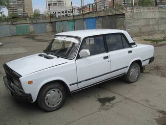 2008 Lada 2105 Photos