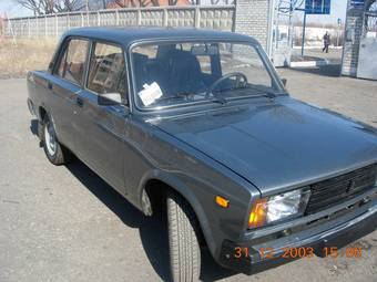 2010 Lada 2105 Pictures