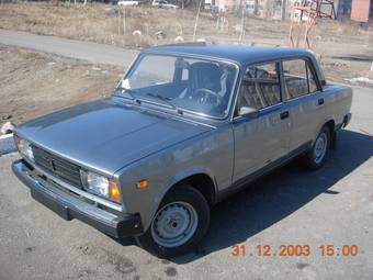 2010 Lada 2105 Photos