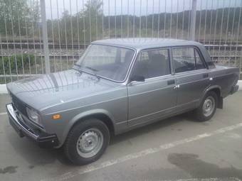 2010 Lada 2105 Photos