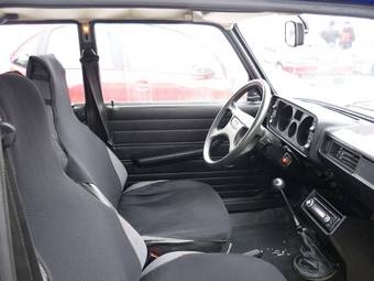 2010 Lada 2105 Photos
