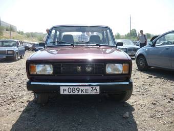 2010 Lada 2105 Pics