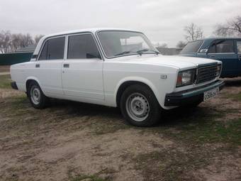 2008 Lada 2107 Photos