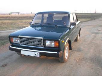 2008 Lada 2107 Photos