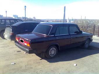 2008 Lada 2107 Pictures