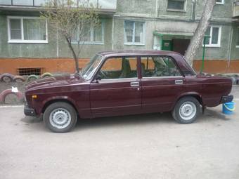 2008 Lada 2107 Photos
