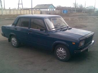 2009 Lada 2107 Photos