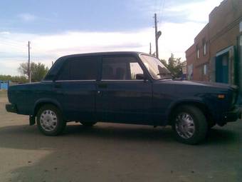 2009 Lada 2107 Photos