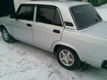 2010 Lada 2107 Photos