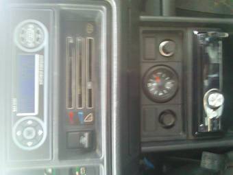 2010 Lada 2107 Photos