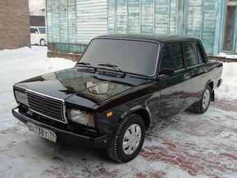 2010 Lada 2107 Photos