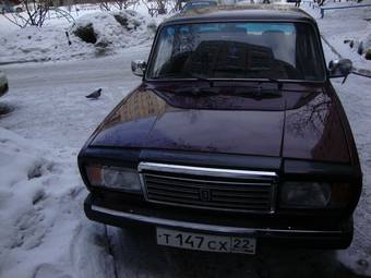2010 Lada 2107 Wallpapers