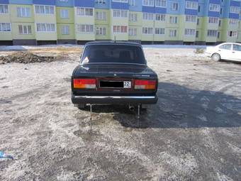 2010 Lada 2107 Pictures