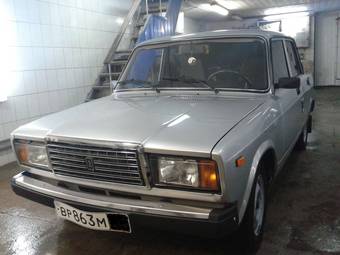 2010 Lada 2107 Pictures