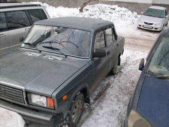 2010 Lada 2107 Pictures