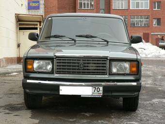 2010 Lada 2107 Pictures