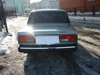 2010 Lada 2107 Wallpapers