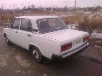2010 Lada 2107 Pictures