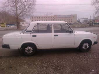 2010 Lada 2107 Photos