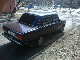 2010 Lada 2107 Pictures