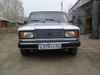 2010 Lada 2107 Pictures