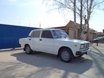 2010 Lada 2107 Pictures